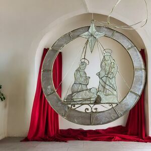 Capiz Shell Nativity Wreath Vintage Christmas 10”